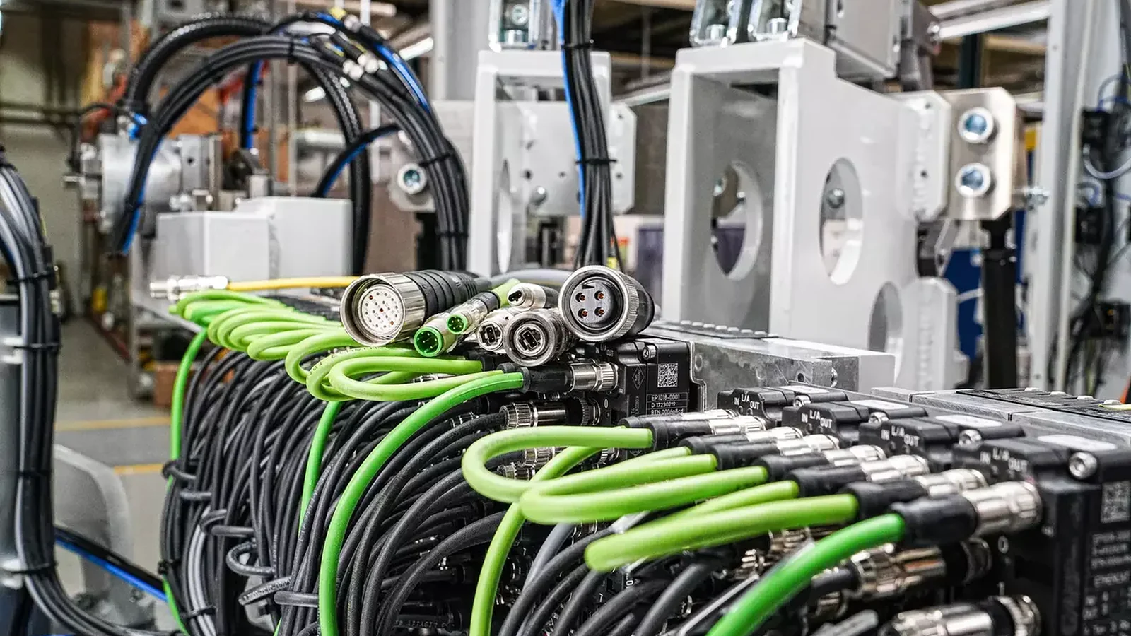 Harting System Cabling: Pre-Assembled Cables and Installation Guide