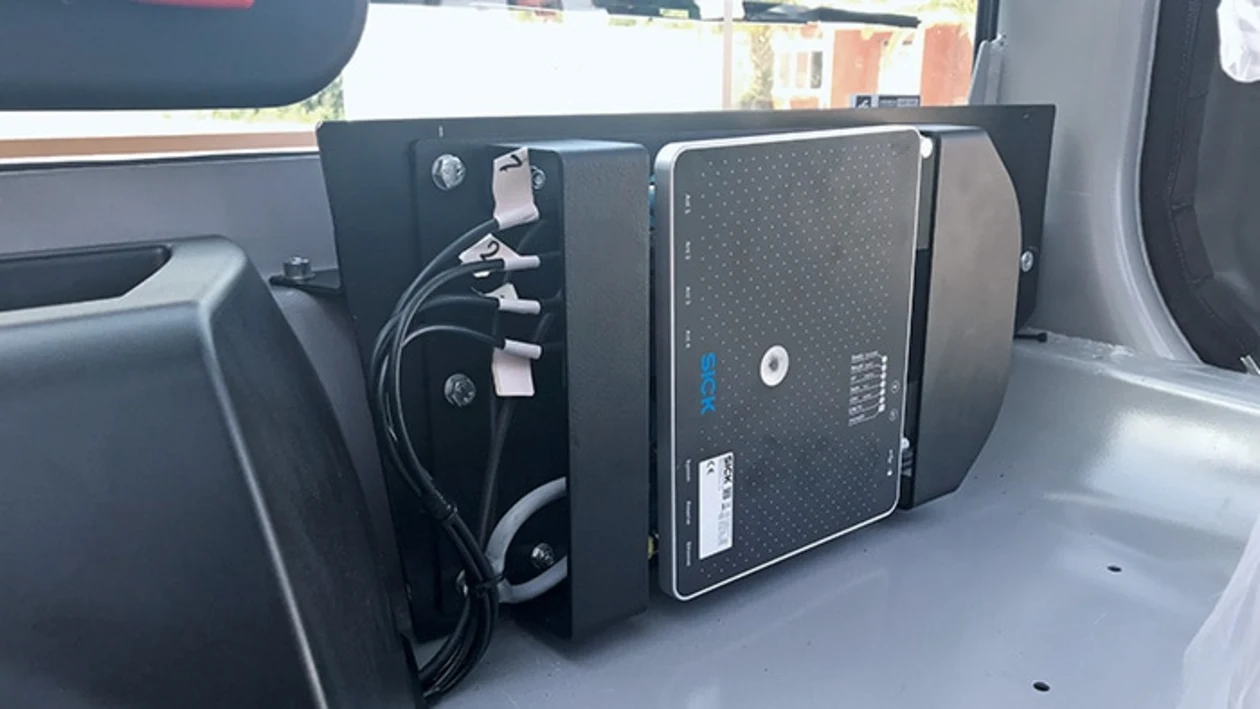 Official application image showing the SICK RFU RFID reader installed on a forklift.